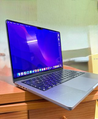 MacBook Pro M1 Gris Espacial
