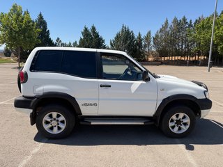 Nissan Terrano II 2.7 TD Sport
