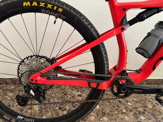 Orbea OIZ M30 M c/ tija del sillín y Garmin E530