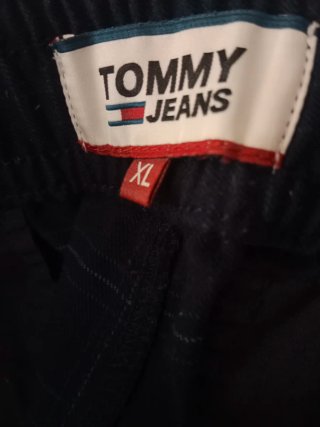 Pantalones Tommy Jeans a cuadros