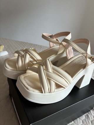 Sandalias plataforma beige/blanco