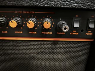 Amplificador Roland DAC-15X
