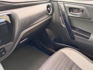 Toyota Auris Touring Sports 140H e-CVT Feel!