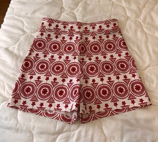 Conjunto estampado rojo y blanco