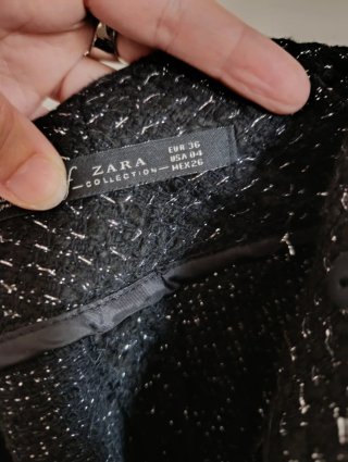 Shorts Zara negros con cremalleras plateadas