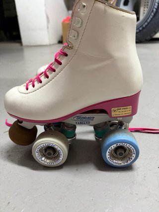 Patines 4 ruedas blancos y rosas
