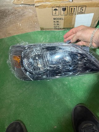 Faro Delantero Derecho Lexus LS200/Altezza RS200