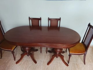 Juego de comedor madera y rejilla