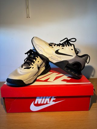 Zapatillas Nike Nuevas Talla 43
