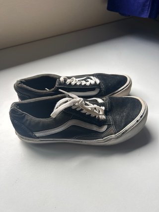 Vans Old Skool Negras y Blancas