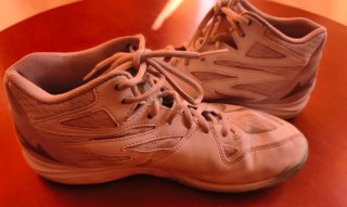 Zapatillas MIZUNO indoor blancas
