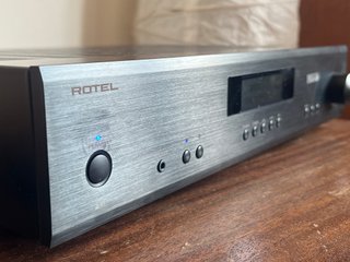 Amplificador HiFi Rotel A11 Tribute Negro