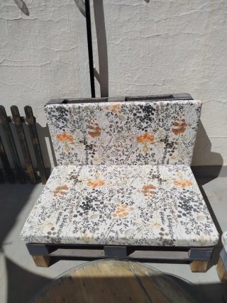 Sofás de palets y mesa de exterior