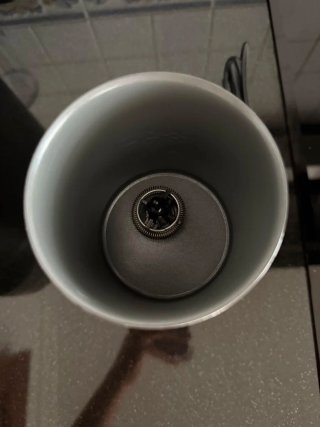 Cafetera Nespresso Vertuo Pop + Aeroccino