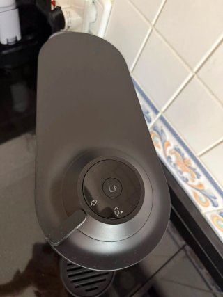 Cafetera Nespresso Vertuo Pop + Aeroccino