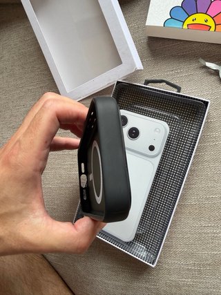 Funda Casetify iPhone 17 Pro Murakami
