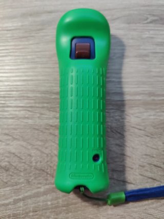 Mando Wii Remote Plus Edición Luigi