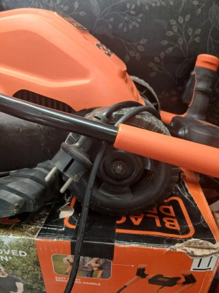 Tosaerba Elettrica Black+Decker 1200W 32cm