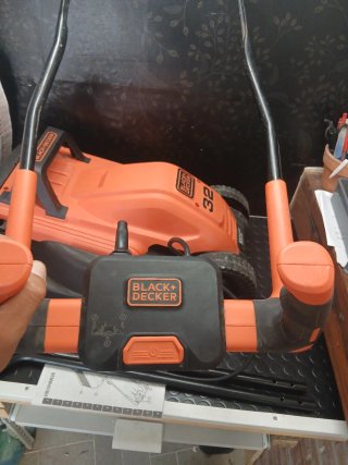 Tosaerba Elettrica Black+Decker 1200W 32cm
