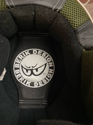 Casco de moto Berik