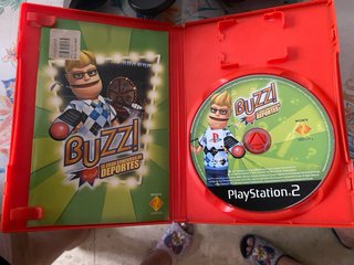 Buzz! Deportes + 4 Mandos PS2