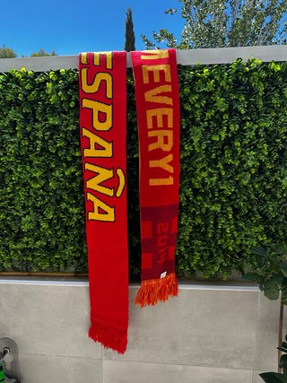 2 Bufandas España y TEAM EVERY1 2014