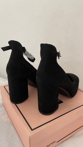 Zapatos de tacón negros talla 36