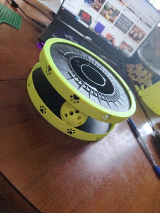 Juguete interactivo para gatos en 3d.