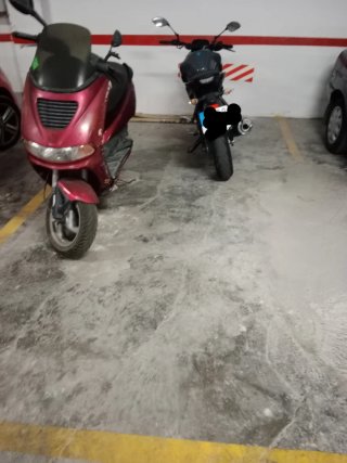 Cochera para coche pequeño , o moto