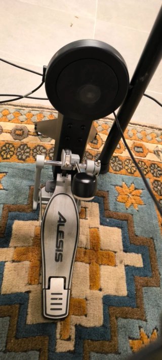 Batería Electrónica Alesis Nitro Max