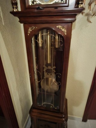 Reloj de pie Tempus Fugit