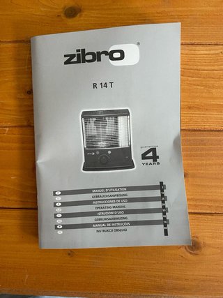 Estufa Zibro R 14 T Black - Nueva