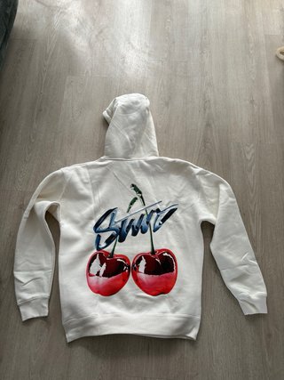 Sudadera Pull&Bear Blanca con Cerezas