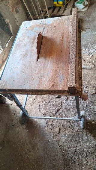 Mesa de corte para madera ALBA