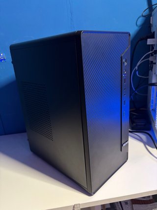 Pc Desktop Ryzen 3 PRO 4350G 8+500SSD NVME