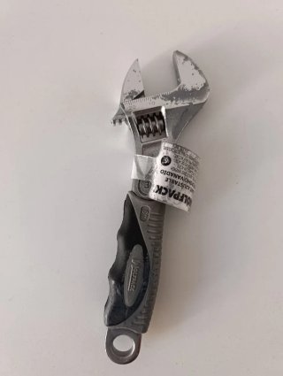 Llave Ajustable 6 Wolfpack