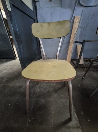 Silla escolar vintage industrial años 60