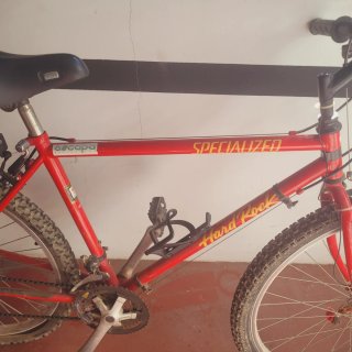 Bicicleta Specialized Hard Rock Roja