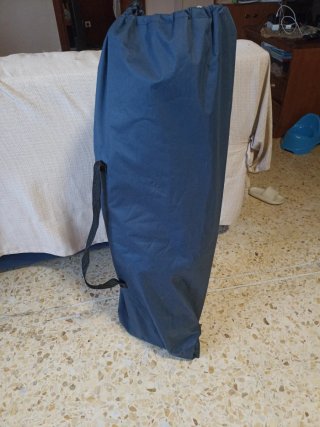 Cama Plegable Camping Azul y Blanca