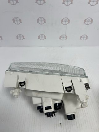 Faro Hella VW Polo 6N1 Derecho