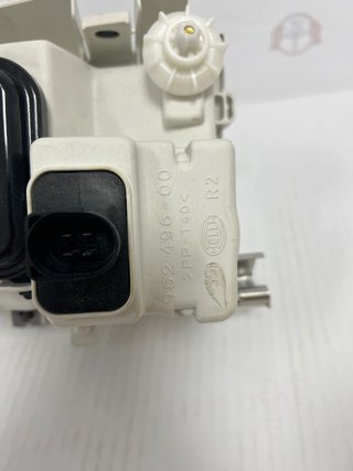 Faro Hella VW Polo 6N1 Derecho