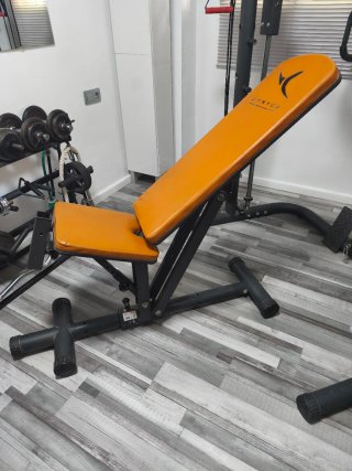 Gimnasio multifunción completo