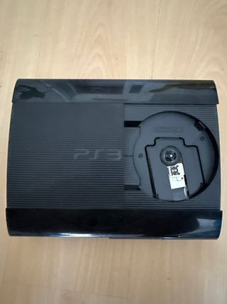 Consola PS3 320GB Negra + 4 Juegos