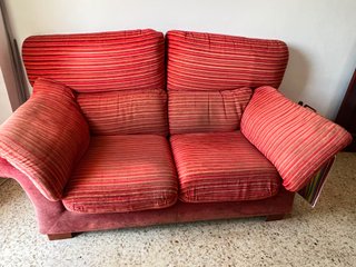 Conjunto de 2 Sofás Clásicos Rojos (3 + 2)