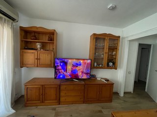Mueble de comedor de madera