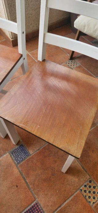 Mesa y 4 Sillas Comedor ikea