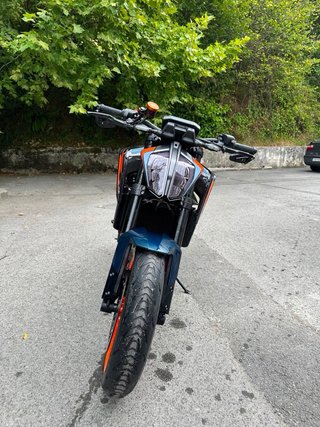 KTM 890 Duke R 2023