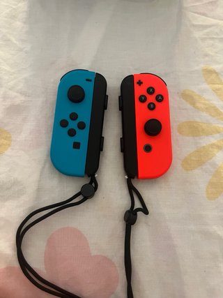 Nintendo Switch V2 Azul/Rojo Poco Uso