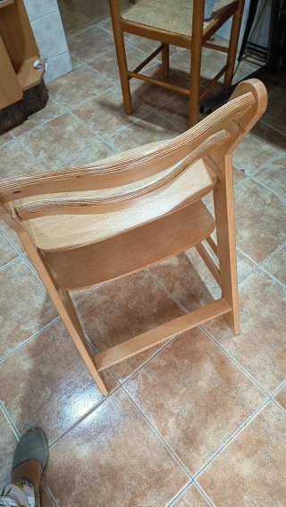 Trona evolutiva madera