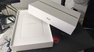 iPad 9a Gen con Tecldo Retroilum 64gb mk2k3ty/aPen